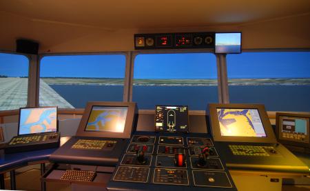 Image Ship maneuvering simulator